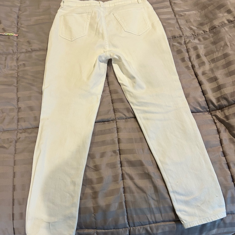 Women's Embroidered White and Gold Jeans - Picture 2 of 8